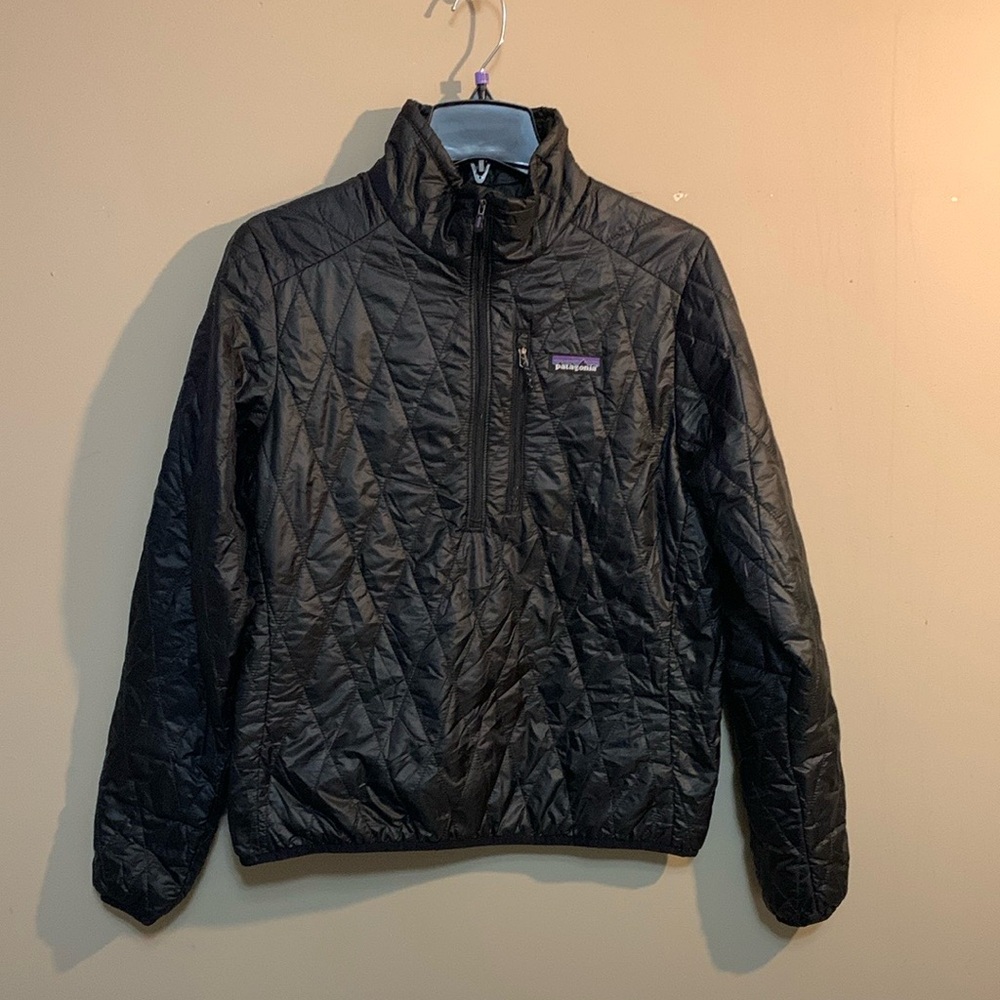 Black Quilted Women's Puffer Jacket